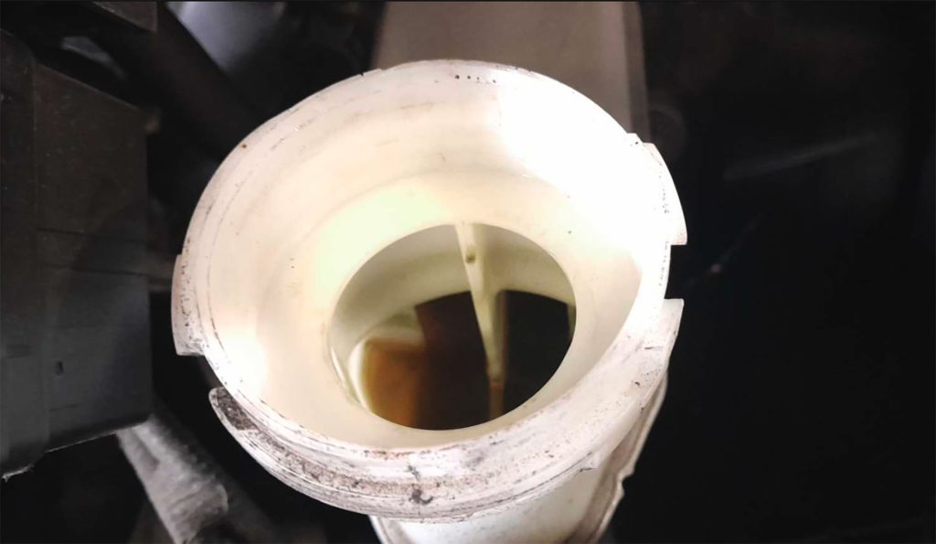Low brake fluid on a Honda Pilot.