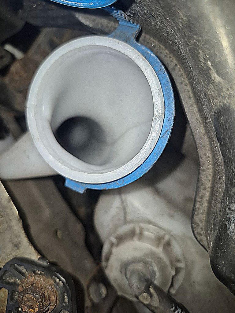 Low windshield washer fluid on Honda Accord.